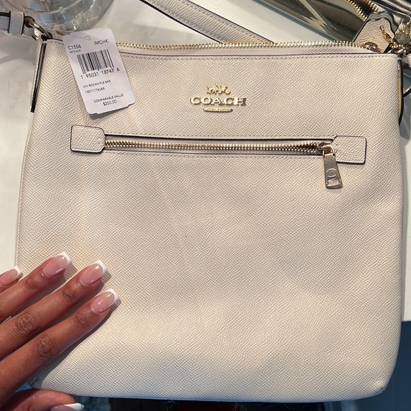 Authentic COACH messenger bag , BRAND NEW w/ tags - Picture 2 of 5